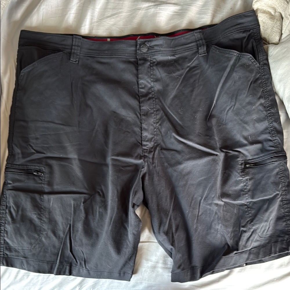 Men's Black Cargo Shorts